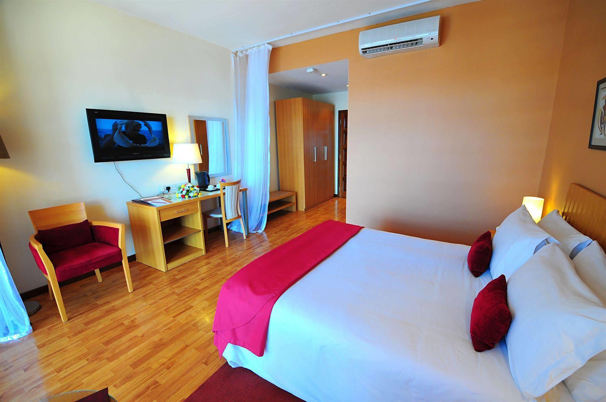 Speke Resort & Conference Centre Munyonyo Dış mekan fotoğraf